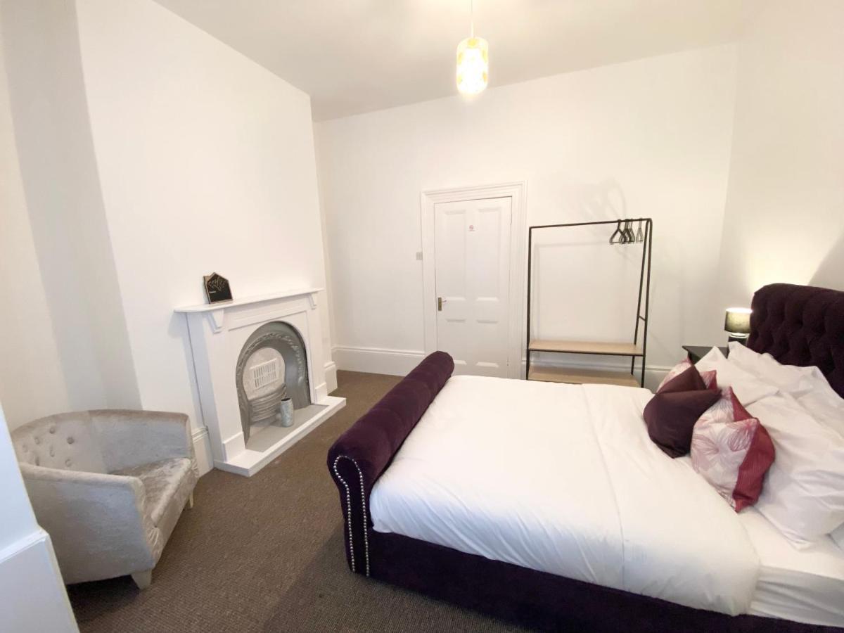 Roker End Guest House Sunderland  Esterno foto