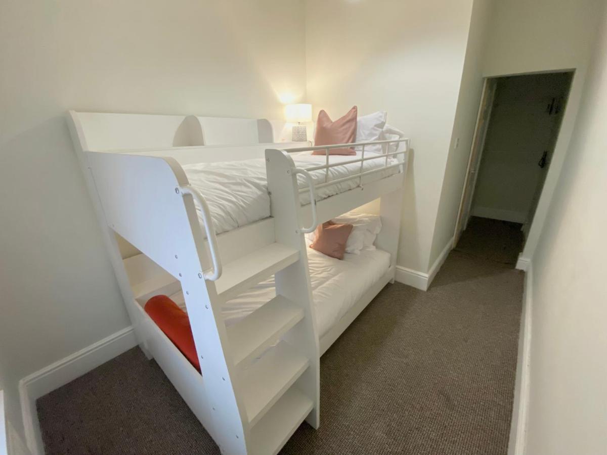 Roker End Guest House Sunderland  Esterno foto